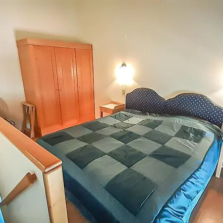 City Beach Apartment *