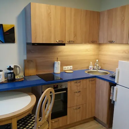 City Beach Apartment Апартаменты *