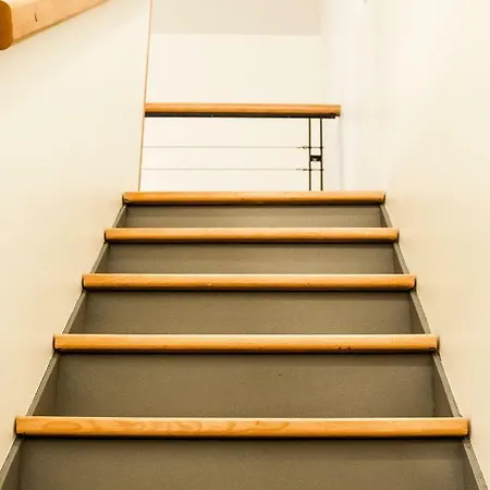 Апартаменты City Beach Apartment *