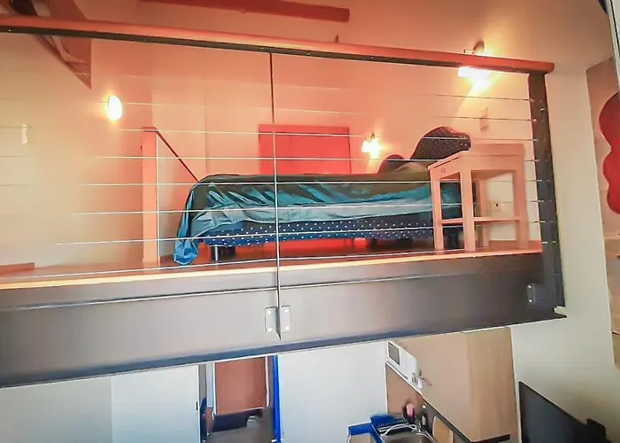 City Beach Apartment *